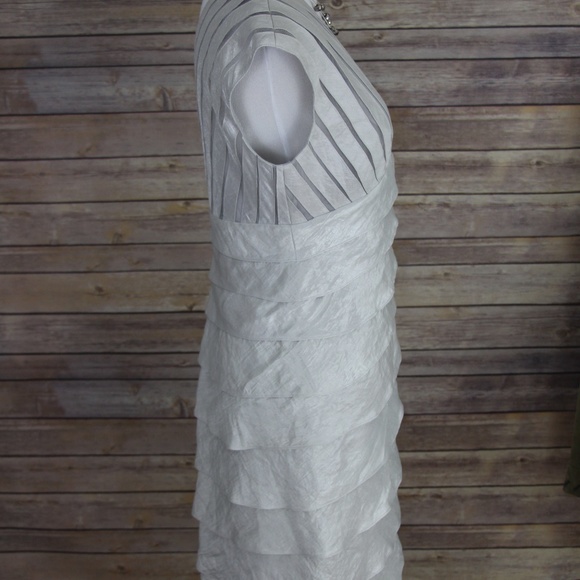 ADRIANNA PAPELL Silver/Gray Layered/Textured Dress - Picture 7 of 8